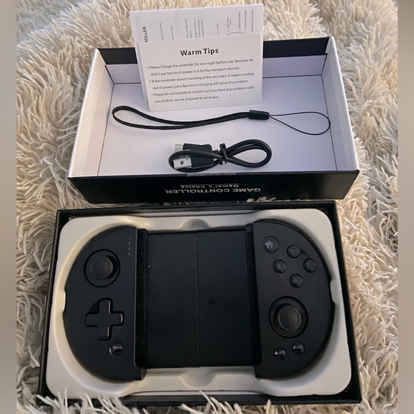 STRECTHABLE GAMEPAD - Picture 3 of 3